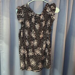 Black and White Sleeveless Top